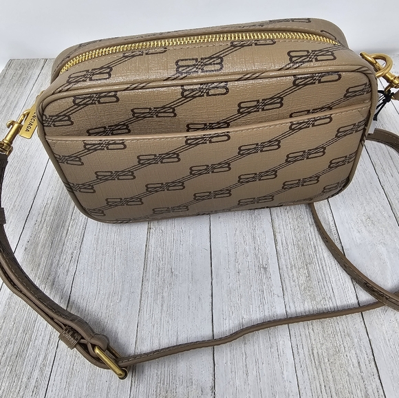 Balenciaga Camera Bag BB Monogram Coated Canvas - Picture 6 of 16